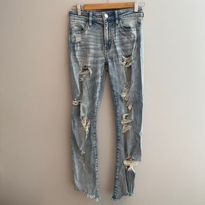American Eagle Distressed Jegging Jeans